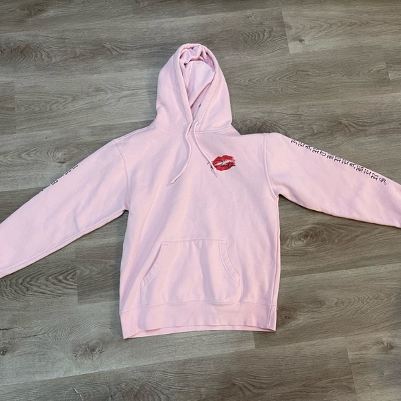 PRIMITIVE HOODIE - Picture 2 of 6